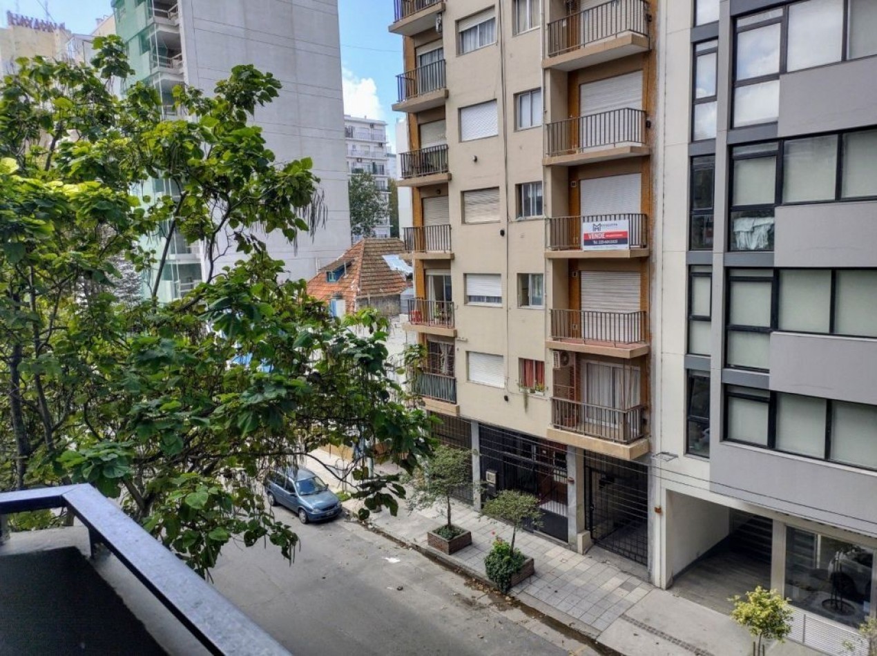 Departamento dos ambientes, en zona Aldrey a pocas cuadras de la playa.